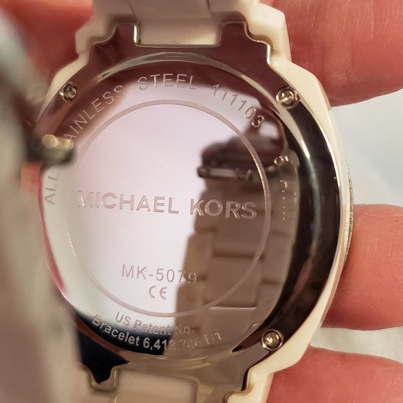 Michael Kors Ladies Watch in Ceramic White main image 4